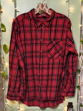 Women's Time & Tru Classic Red Black Blue Plaid Flannel L